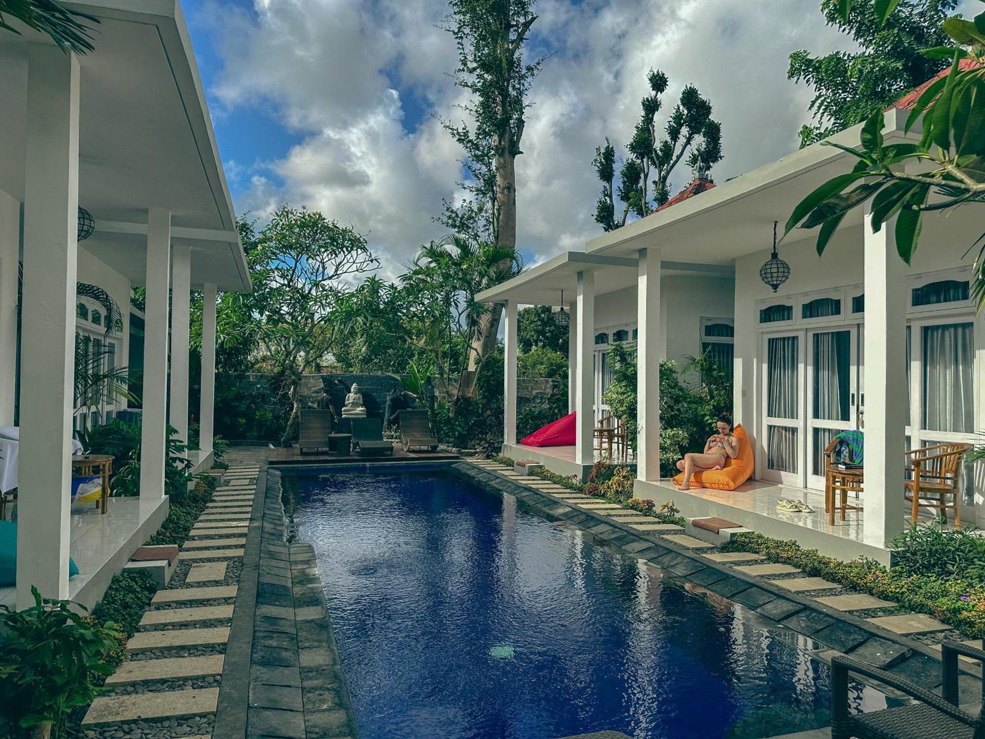 Bali Stuti Jimbaran Inn Екстериор снимка